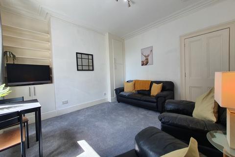 2 bedroom apartment to rent, Fraser Street Flat C , Aberdeen