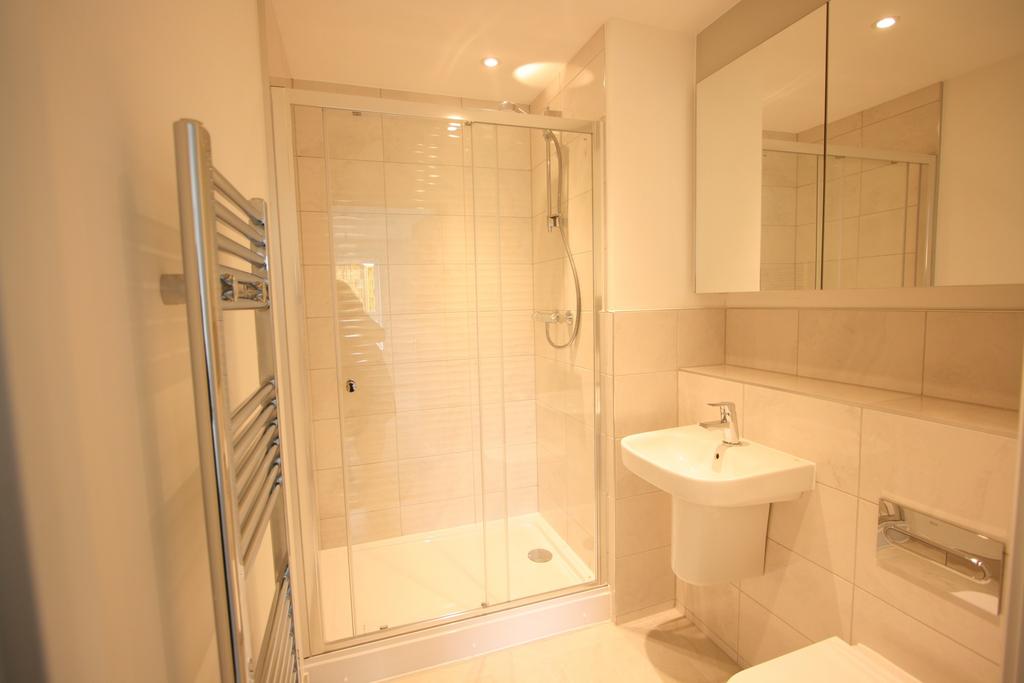 En Suite Bathroom