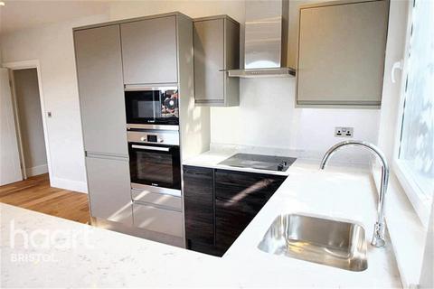 2 bedroom flat to rent, Wilder Street, BS2