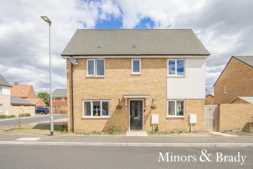 Tipperary Avenue, Wymondham 3 bed semidetached house for sale £275,000