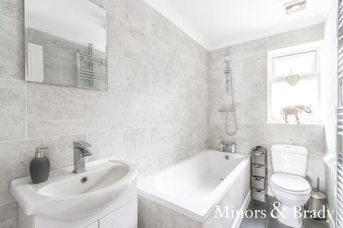 32 Amys Close, Saham Toney, Thetford, IP25 7HU