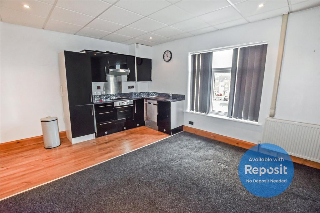Chorley Road, Swinton, M27 1 bed flat £695 pcm (£160 pw)
