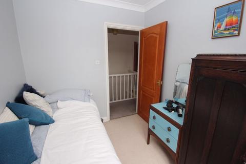 2 Manse Gardens, Studley, B80 7NF