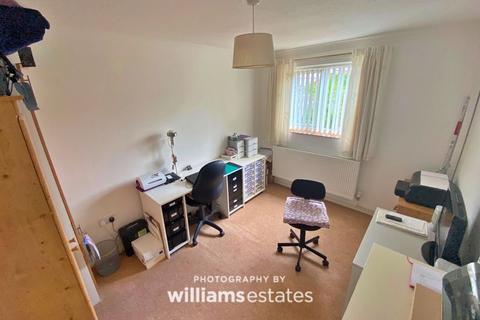 30 Alexandra Drive, Prestatyn, LL19 8BW