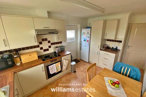 30 Alexandra Drive, Prestatyn, LL19 8BW