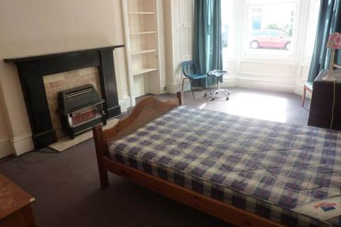 4 bedroom flat to rent - Polwarth Crescent, Edinburgh,