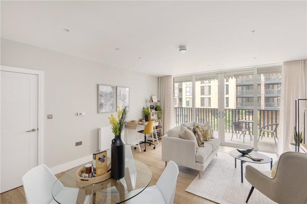 Greyhound Parade, Wimbledon Grounds... 2 bed apartment £2,400 pcm (£