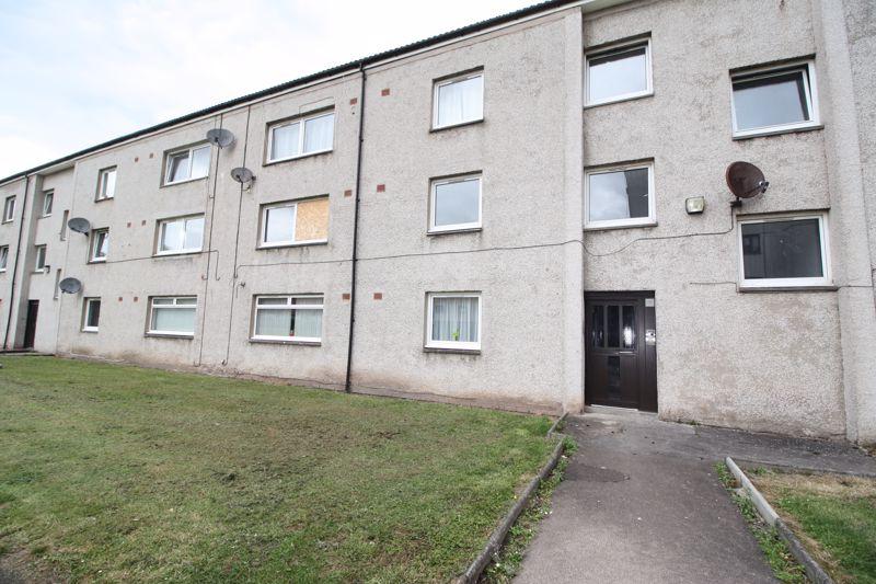 11 Lochbrae, Sauchie 2 bed apartment £54,500