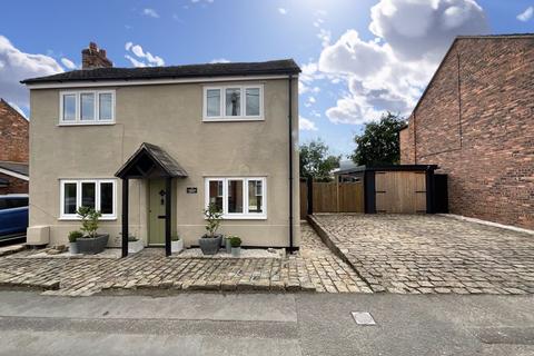 4 bedroom detached house for sale - Osborne Grove, Shavington, Cheshire