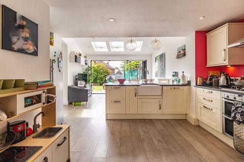 13 Danbury Way, Woodford Green, IG8 7EZ