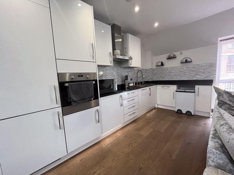 Lounge/Kitchen