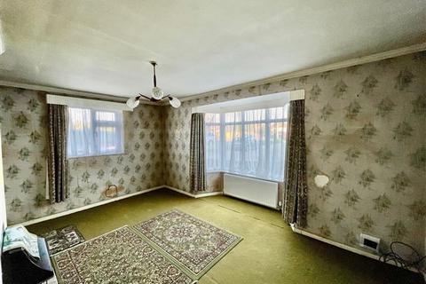 43 Cedar Avenue, Worthing, BN13 2HT