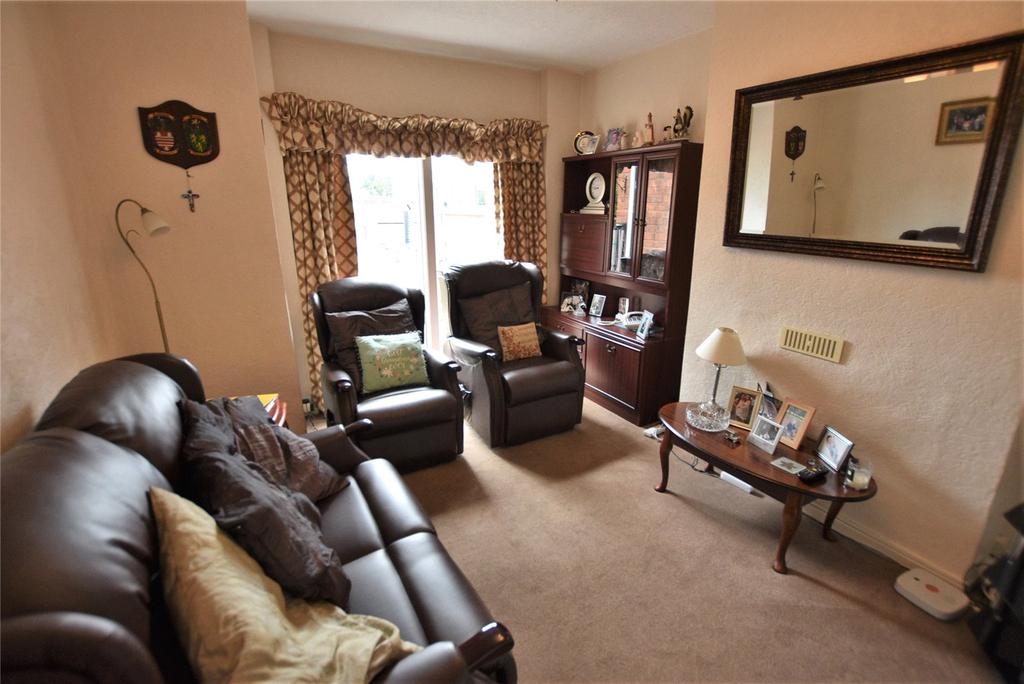 Max Road, Quinton, Birmingham, West Midlands, B32 3 bed semidetached house £250,000