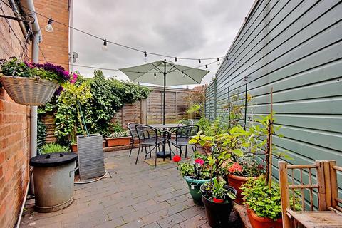 27 Sydney Street, Worcester, WR3 8BG