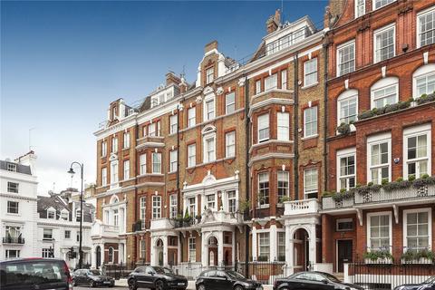 Pont Street, SW1X