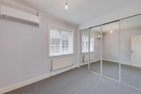 2 Brants Walk, London, W7 1BU