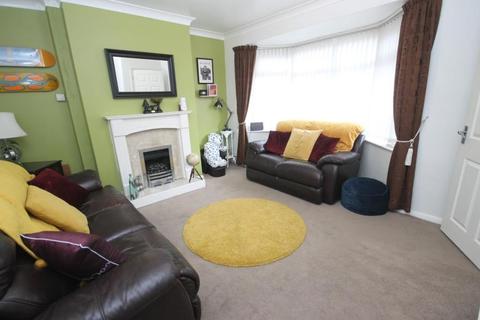 2 bedroom end of terrace house for sale - Alverstone Avenue, Hartlepool, TS25