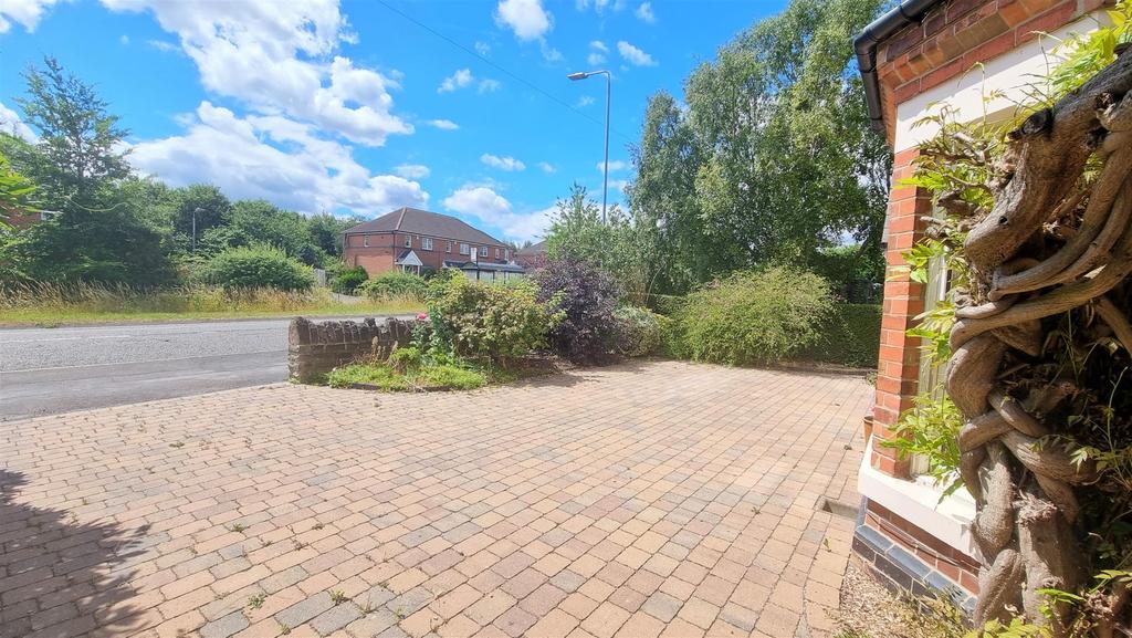 Grantham Road, Bingham 4 bed detached house for sale £675,000