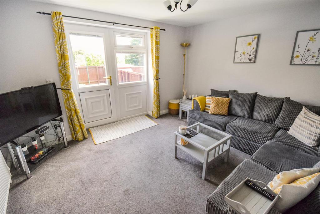 Primrose Bank, Bingley, West Yorkshire 2 bed end of terrace house £
