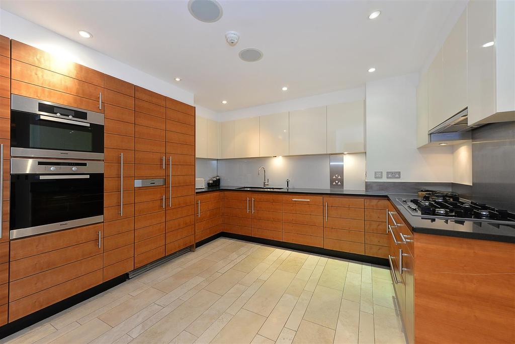 6.4 Lancelot Place 10 Lancelot Place-14.JPG