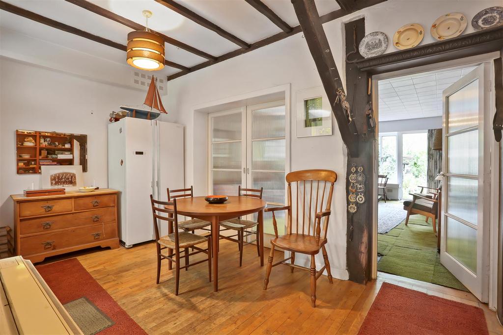 850791685 - Barn Cottage, 10 West Street, Carshalt
