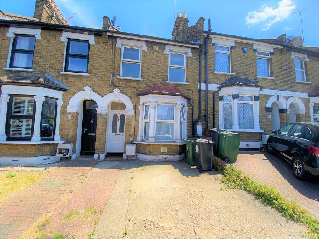 Chingford Road, Walthamstow E17 4 bed terraced house £2,000 pcm (£462 pw)