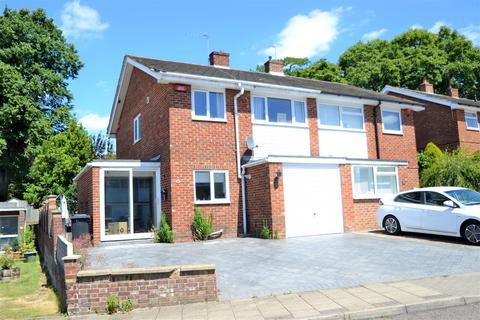 11 Ellen Close, Bromley, BR1 2QW