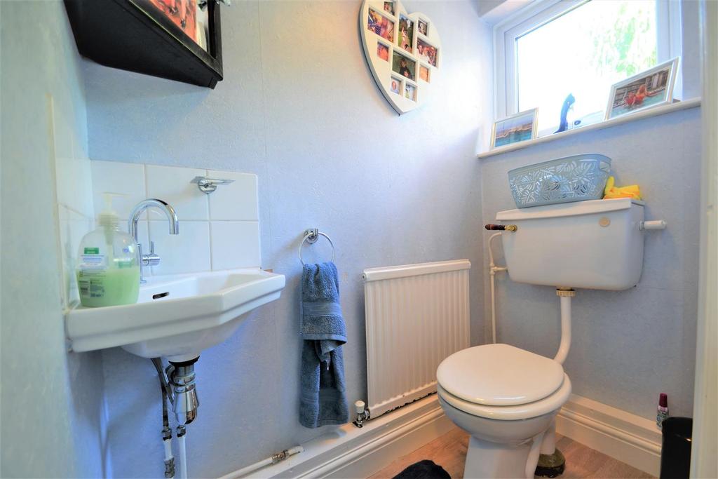 Ground floor wc