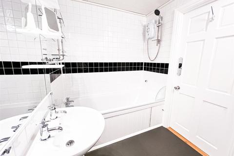 45 Dawlish Road, London, E10 6QB