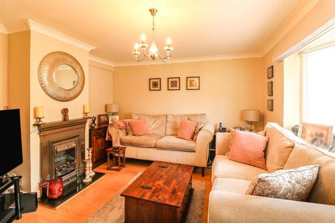 295 Carters Mead, Harlow, CM17 9EY