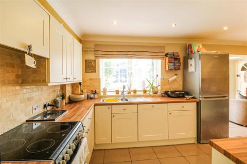 295 Carters Mead, Harlow, CM17 9EY