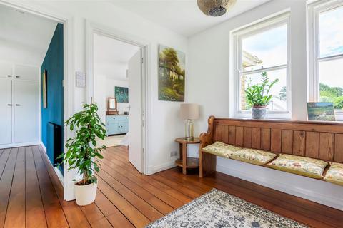 101 Beach Road, Carlyon Bay, St Austell, PL25 3SB
