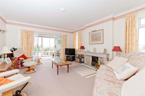 72 Marine Crescent, Goring By Sea, Worthing, BN12 4JG