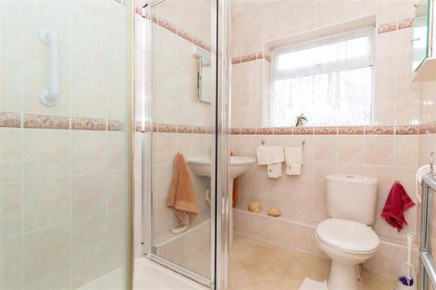 72 Marine Crescent, Goring By Sea, Worthing, BN12 4JG
