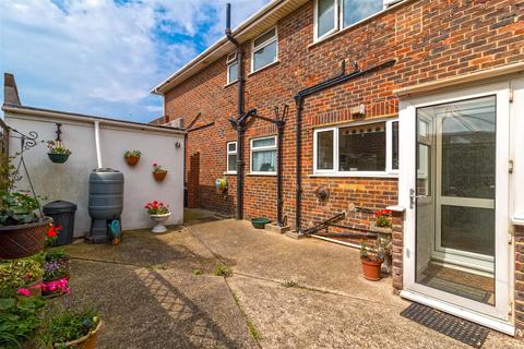 72 Marine Crescent, Goring By Sea, Worthing, BN12 4JG