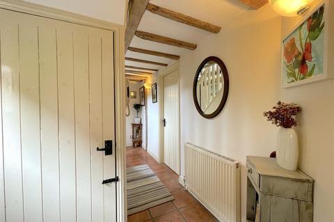 2 bedroom semi-detached house for sale - Leslie Smith Drive, Faversham