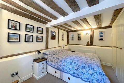 2 bedroom semi-detached house for sale - Leslie Smith Drive, Faversham