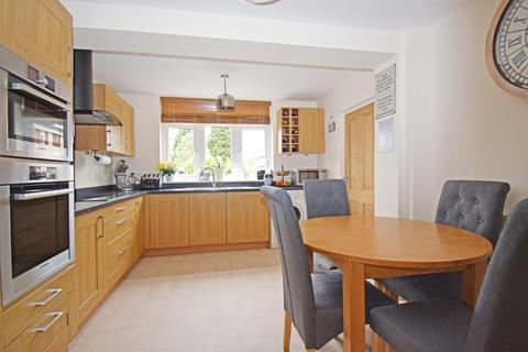 3 Woburn Close, Bromsgrove, B61 7PW