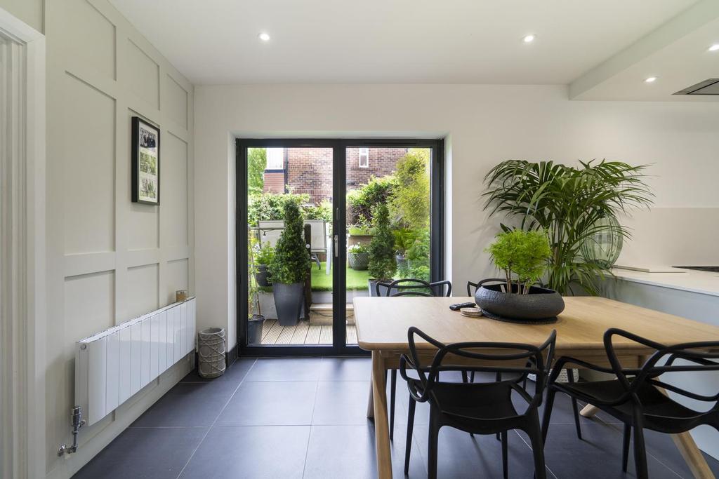 88 Queen Alexandra Road-34.jpg