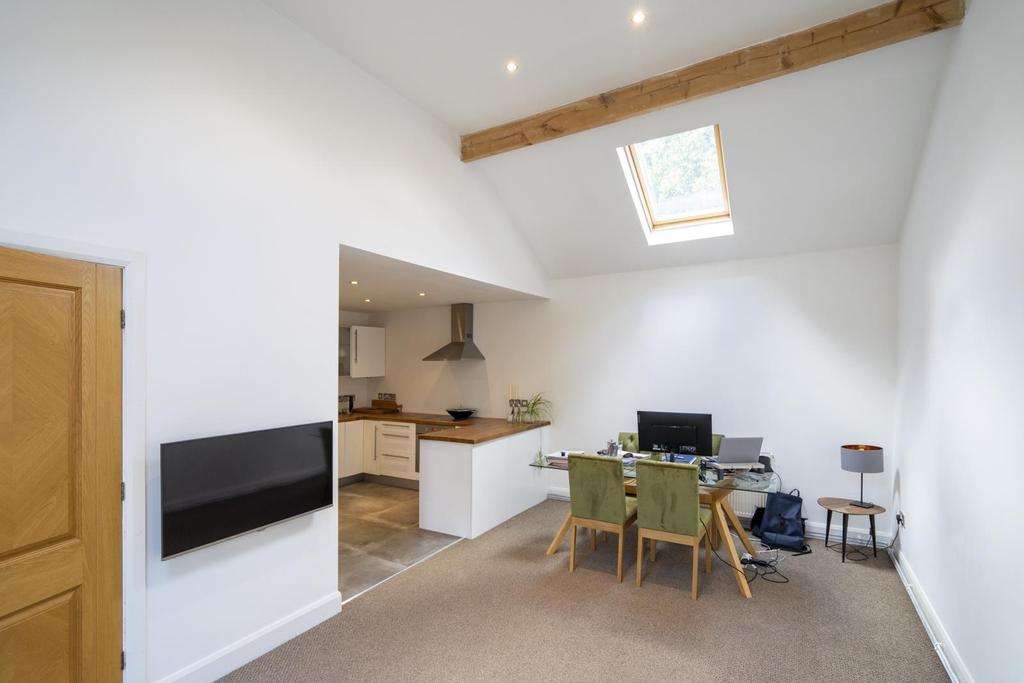 88 Queen Alexandra Road-66.jpg