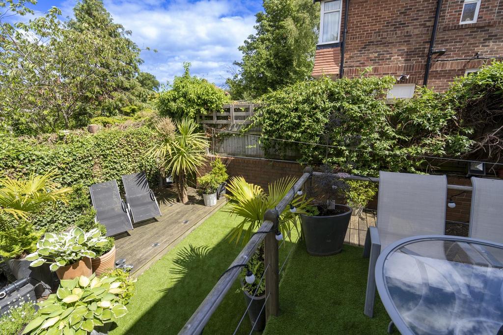 88 Queen Alexandra Road-80.jpg