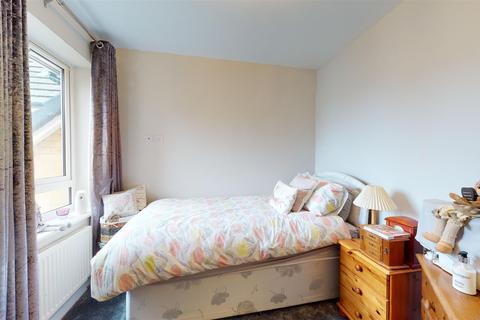 3 King Charles Avenue, Ramsgate, CT12 6FB