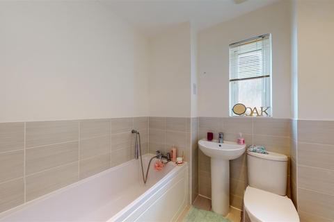 3 King Charles Avenue, Ramsgate, CT12 6FB