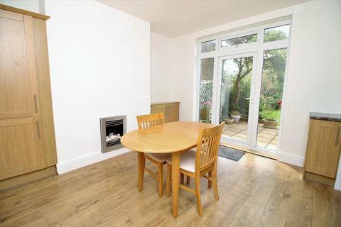 18 Derham Park, Yatton, Bristol, BS49 4DZ