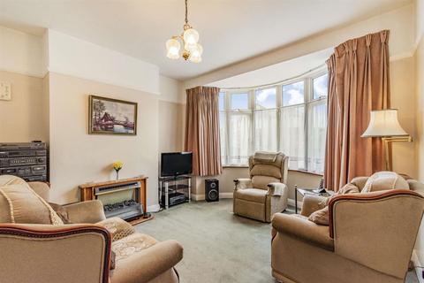 63 Westhurst Drive, Chislehurst, BR7 6HS