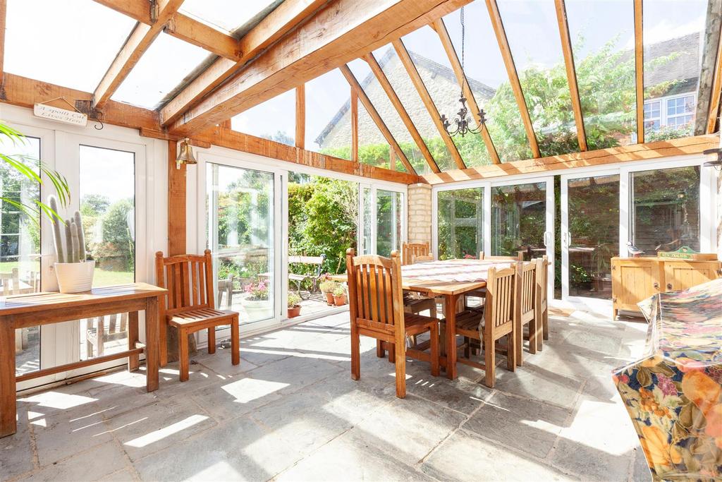 Garden Room 1.jpg