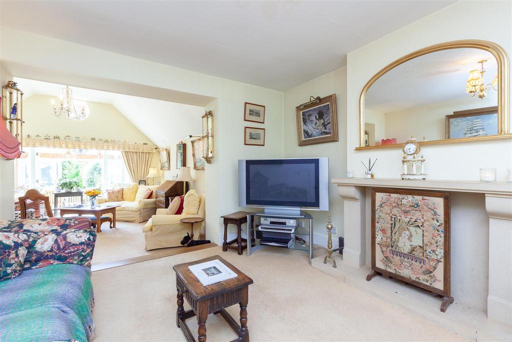 Sitting Room 4.jpg