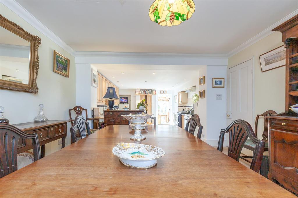 Dining Room 1.jpg