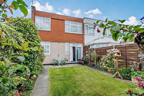 5 Stofield Gardens, London, SE9 4PL