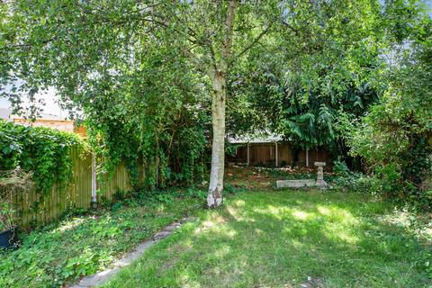 109 Green Lane, Chislehurst, BR7 6AT